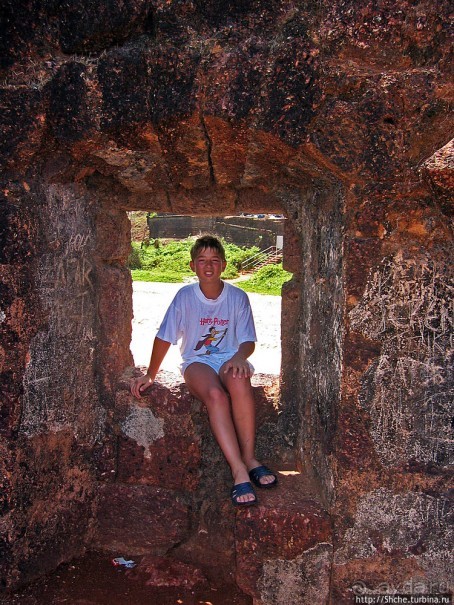 Португальский форт Агуада на Гоа