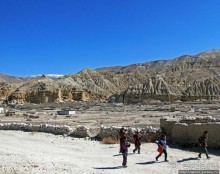 Верхом по Верхнему Мустангу