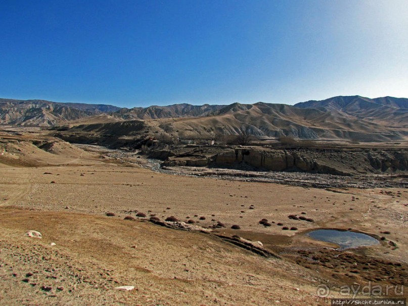 Верхом по Верхнему Мустангу Верхом по Верхнему Мустангу