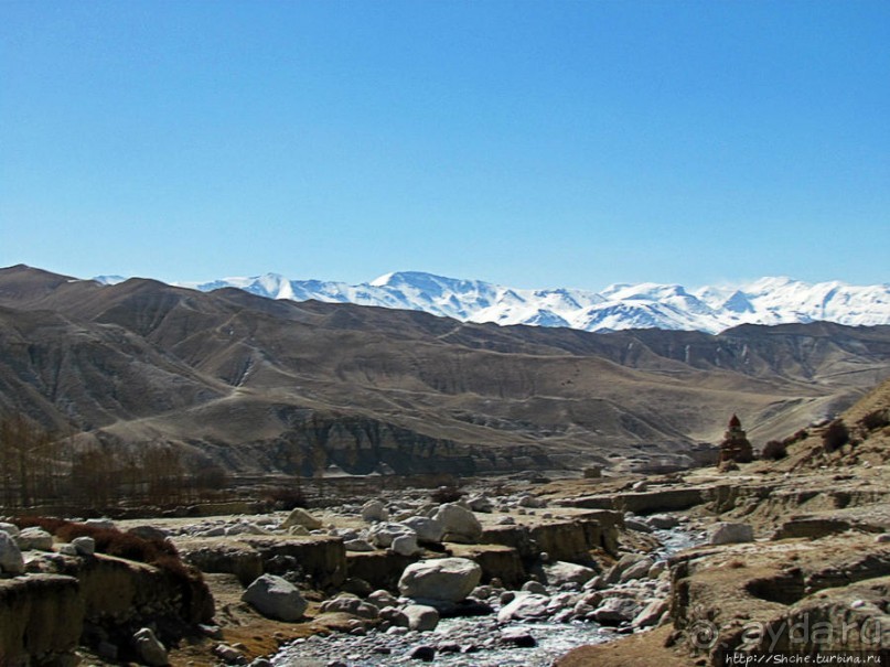 Верхом по Верхнему Мустангу Верхом по Верхнему Мустангу