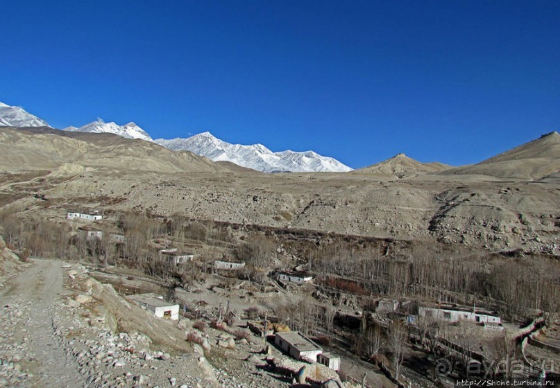 Верхом по Верхнему Мустангу Верхом по Верхнему Мустангу