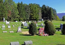 Альбом отзыва "В гостях у Радуги. Прогулка по кладбищу"