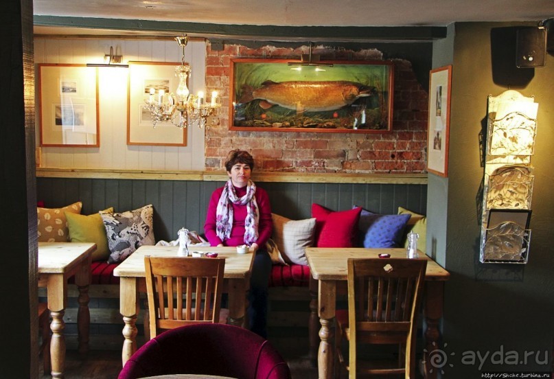 Английский паб в глубинке, не "обезображенный" для туристов