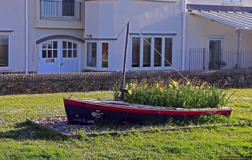 В ожидании сезона. Ситон — курорт на южном берегу ... Англии