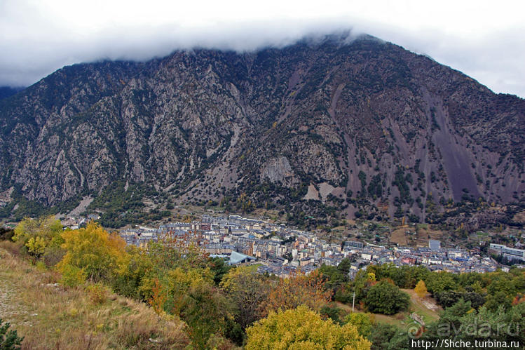 По горам в поиске лучших видов на столицу Андорры