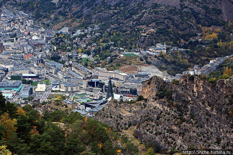 По горам в поиске лучших видов на столицу Андорры