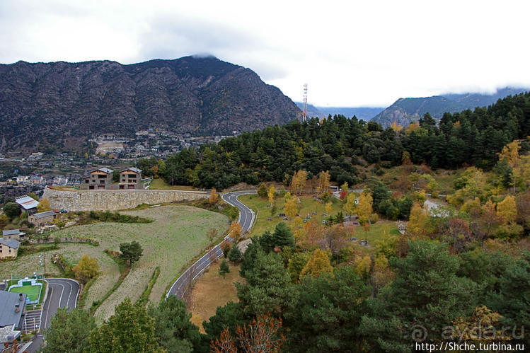 По горам в поиске лучших видов на столицу Андорры