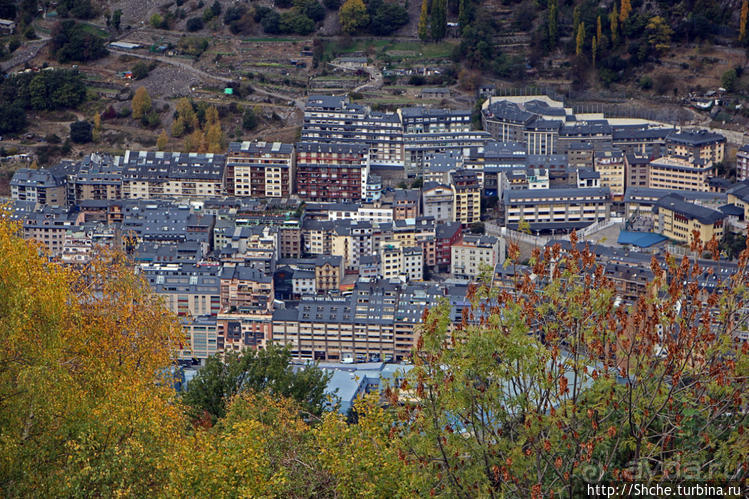 По горам в поиске лучших видов на столицу Андорры