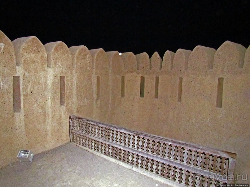 Альбом отзыва "Старейшая мечеть Эмиратов (1446г.) и пара фортов рядом"
