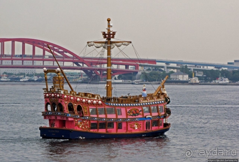 Кобэ — исторически главный порт Японии