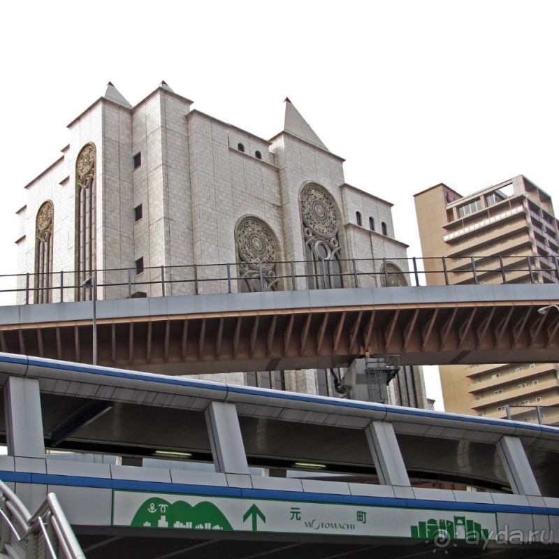 Кобэ — исторически главный порт Японии