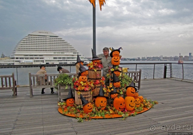 Кобэ — исторически главный порт Японии