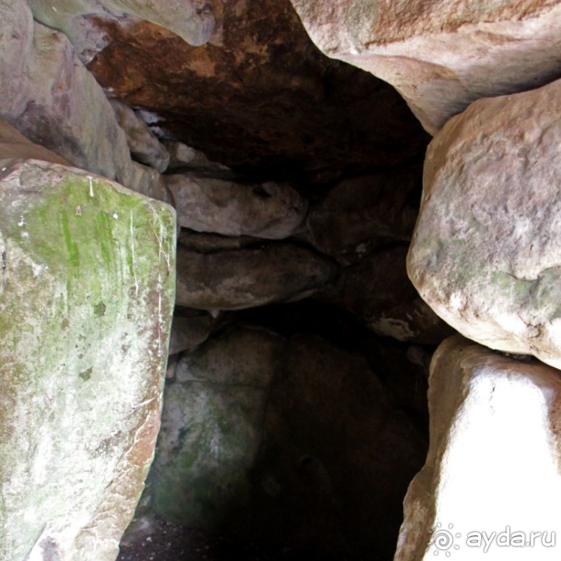 West Kennet Long Barrow. Неолитическая гробница близ Эйвбери