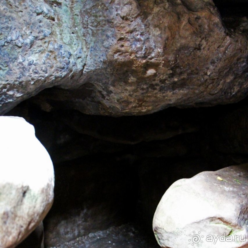 West Kennet Long Barrow. Неолитическая гробница близ Эйвбери