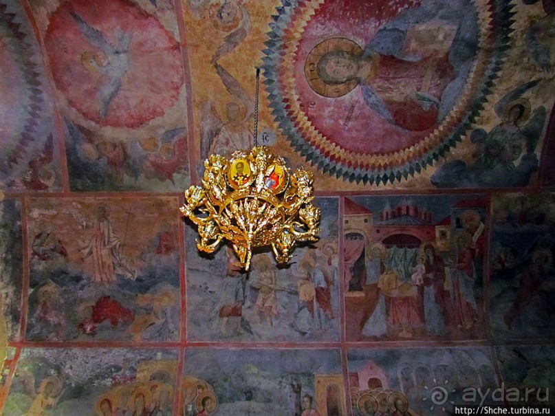 Храм Черепишского монастыря — древние росписи и иконы