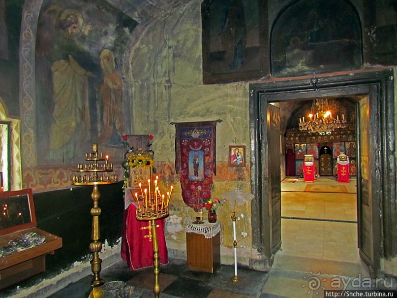 Храм Черепишского монастыря — древние росписи и иконы
