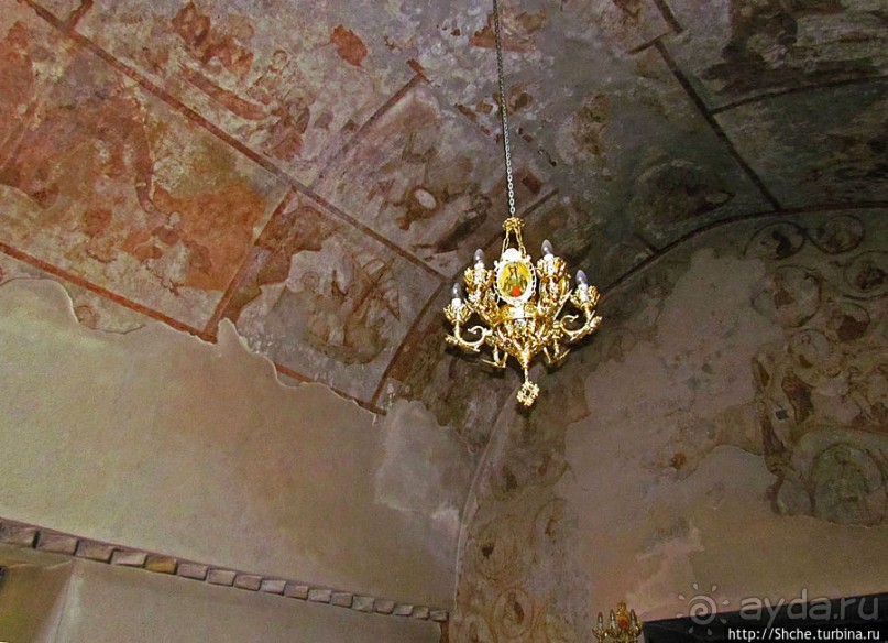 Храм Черепишского монастыря — древние росписи и иконы