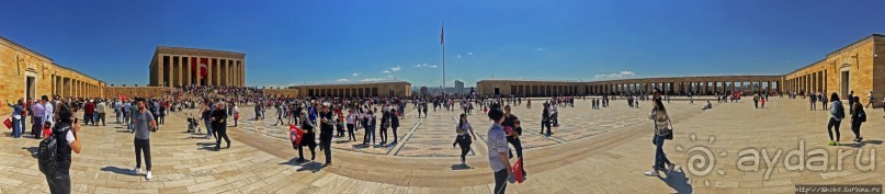 Мавзолей отца народа