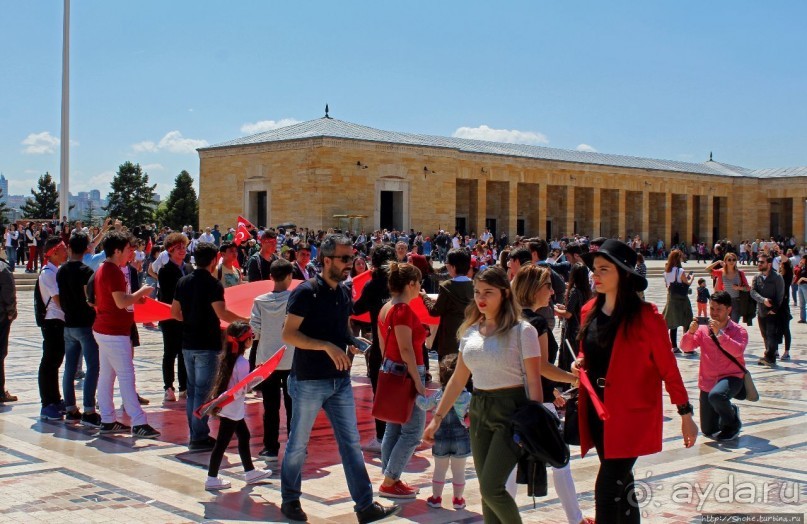 Мавзолей отца народа