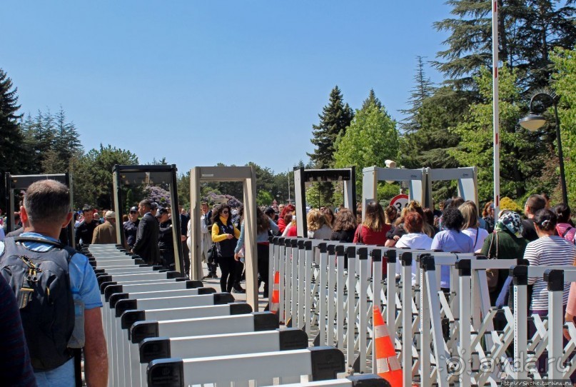 Мавзолей отца народа