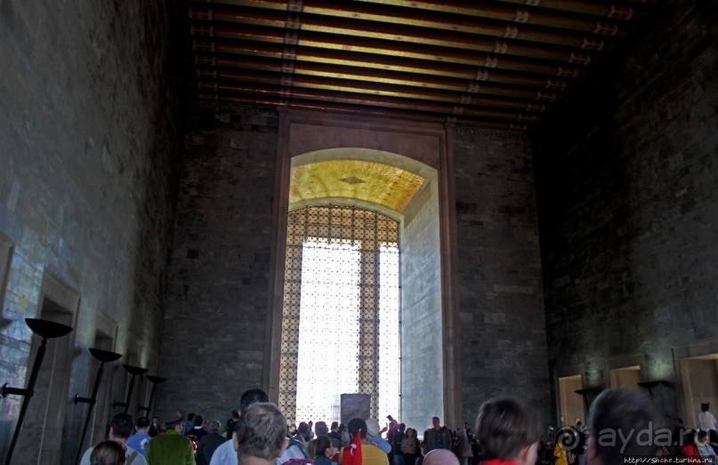 Мавзолей отца народа