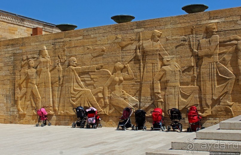 Мавзолей отца народа