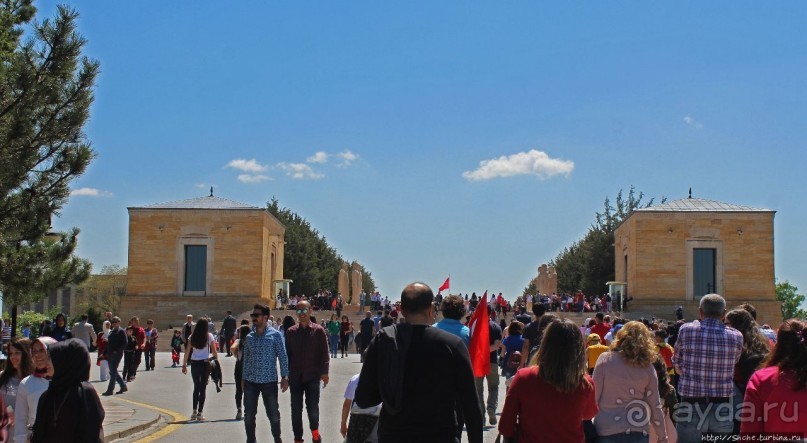 Мавзолей отца народа