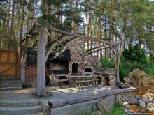 Есть лес, и есть опушка... и будет здесь избушка