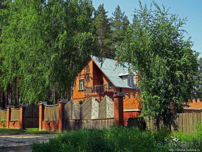 Есть лес, и есть опушка... и будет здесь избушка