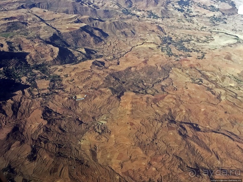 Под крылом самолета... Безжизненный север Эфиопии