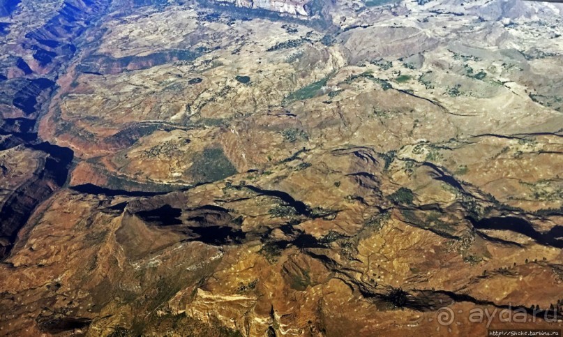 Под крылом самолета... Безжизненный север Эфиопии