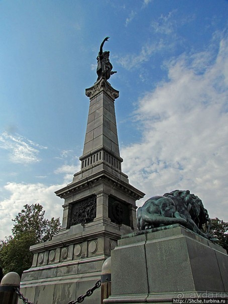 Монумент Свободы на одноименной площади в Русе