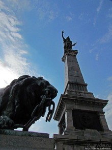 Монумент Свободы на одноименной площади в Русе