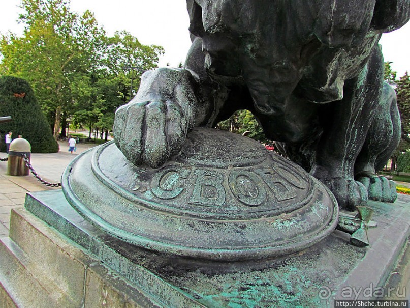 Монумент Свободы на одноименной площади в Русе