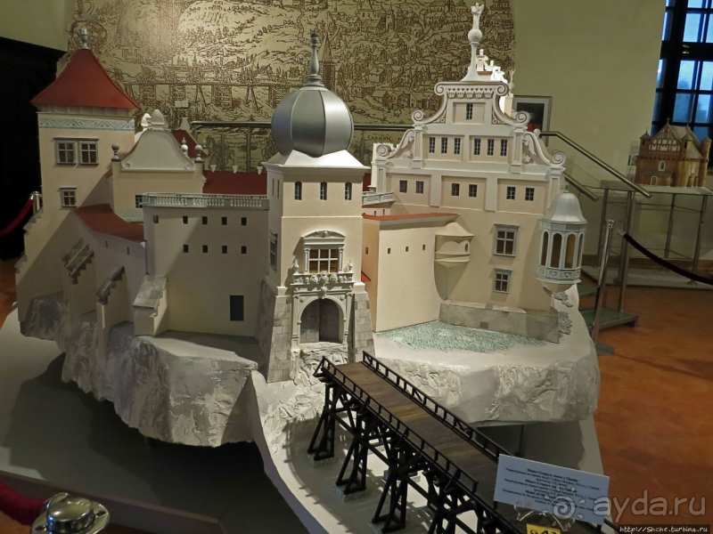 Музейные интерьеры Мирского замка