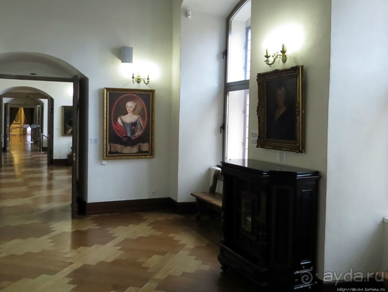 Музейные интерьеры Мирского замка