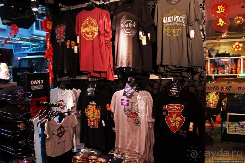 Альбом отзыва "Культовое кафе в Гонконге"