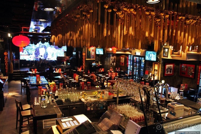 Альбом отзыва "Культовое кафе в Гонконге"