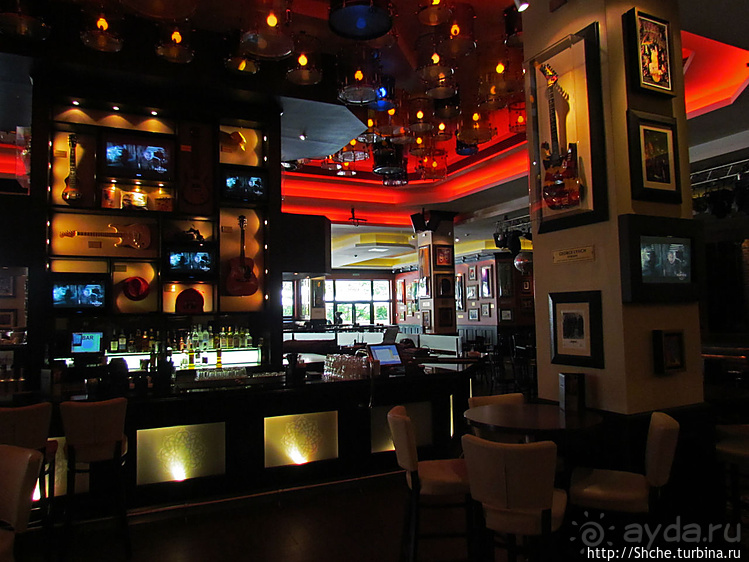 Культовое кафе в Бухаресте