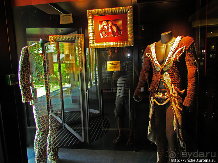 Культовое кафе в Бухаресте