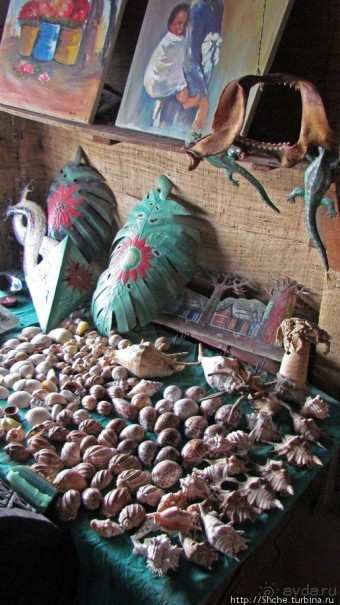 Удобное место запастись сувенирами на Мадагаскаре