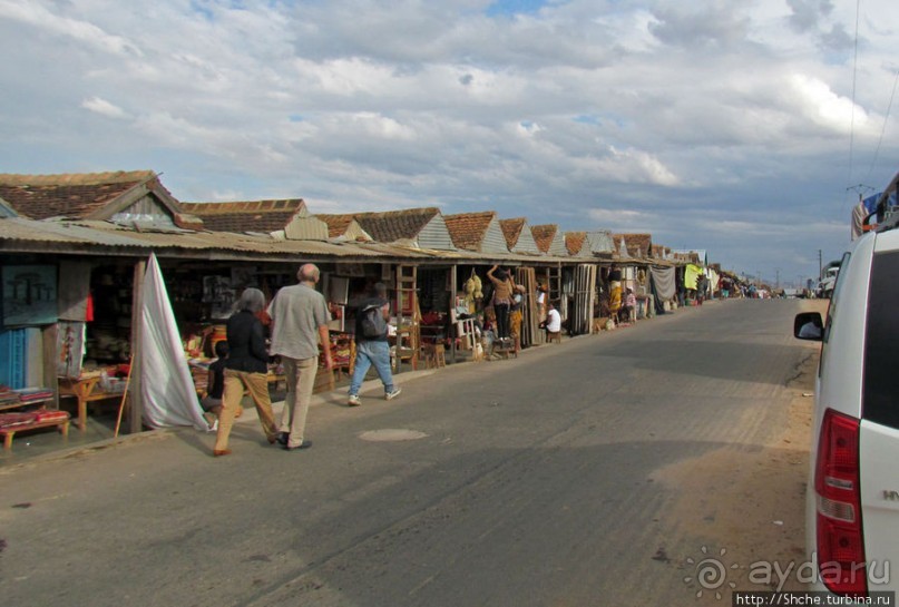 Удобное место запастись сувенирами на Мадагаскаре