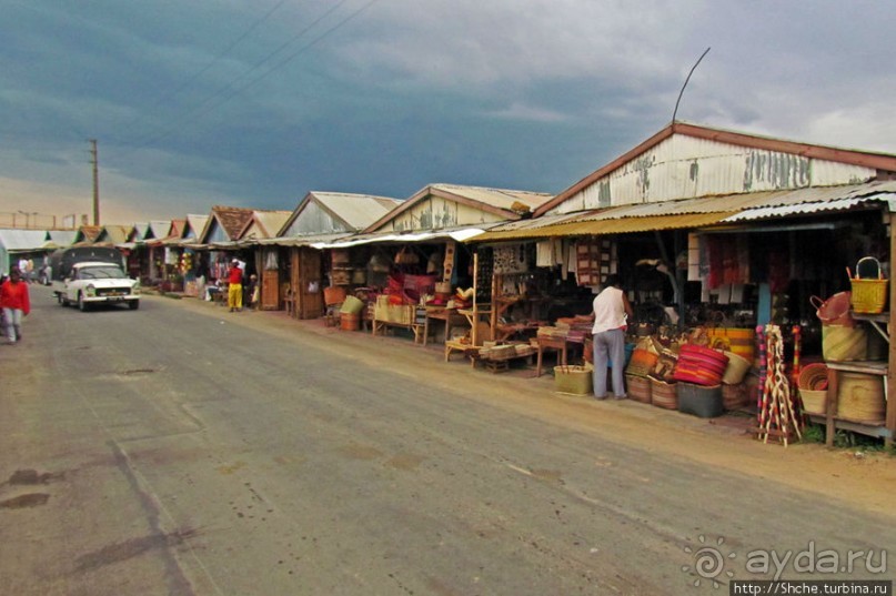 Удобное место запастись сувенирами на Мадагаскаре