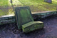 Притяжение каменных плит. Приходская церковь Св. Кутберта