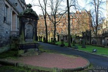 Притяжение каменных плит. Приходская церковь Св. Кутберта