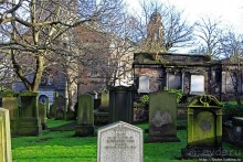 Притяжение каменных плит. Приходская церковь Св. Кутберта