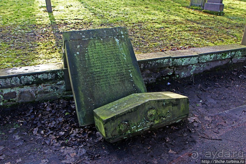 Притяжение каменных плит. Приходская церковь Св. Кутберта