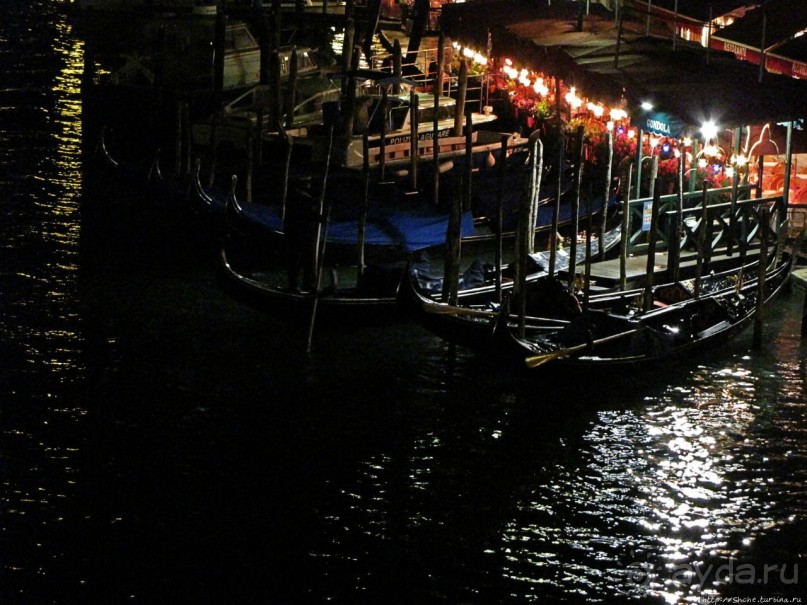 До Риальто мы добрались ближе к ночи