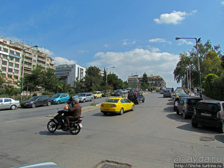 Пирей — "мал золотник, да дорог". Что еще, кроме порта