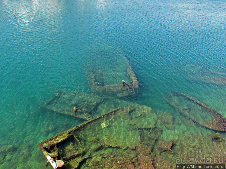 Пирей — "мал золотник, да дорог". Что еще, кроме порта